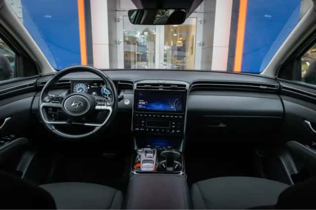 Hyundai Tucson (2021) thumbnail 26