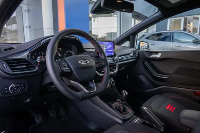Ford Fiesta (2023) thumbnail 2