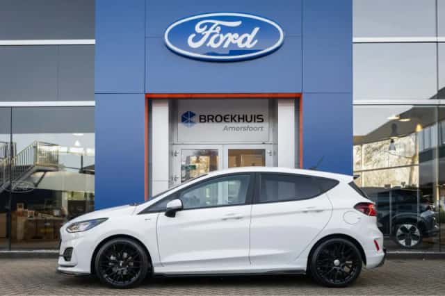 Ford Fiesta (2023) thumbnail 11