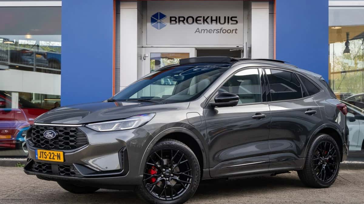Ford Kuga (2025) — foto 1
