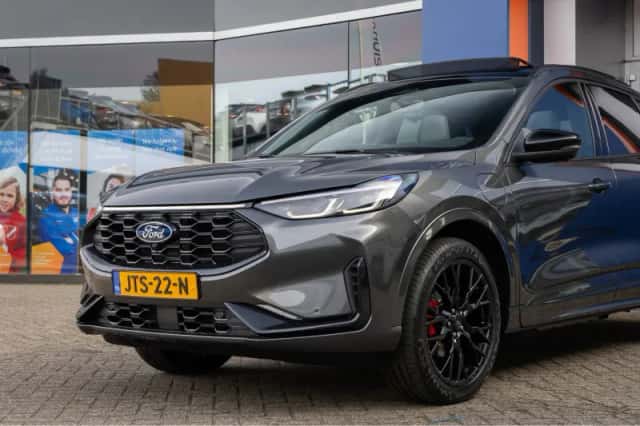 Ford Kuga (2026) thumbnail 10