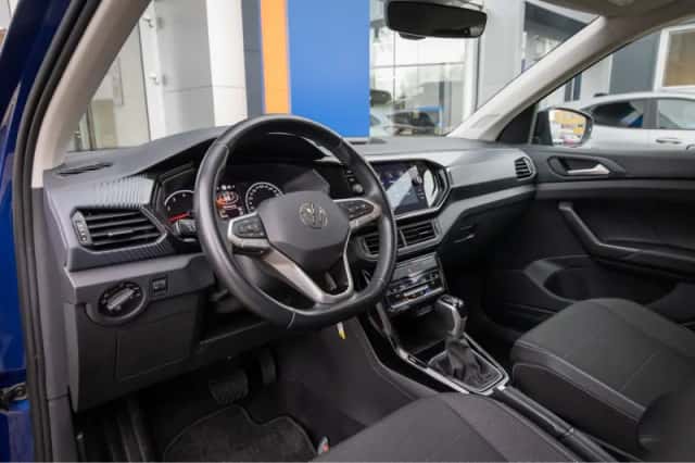 Volkswagen T-Cross (2022) thumbnail 2
