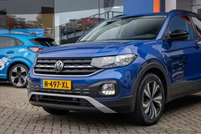 Volkswagen T-Cross (2022) thumbnail 3