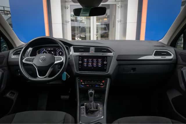 Volkswagen Tiguan (2022) thumbnail 12
