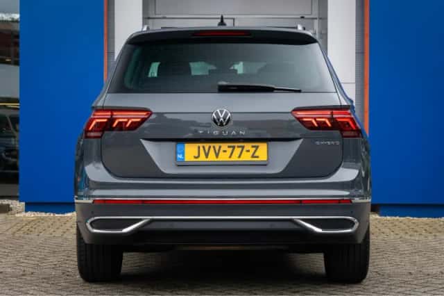 Volkswagen Tiguan (2022) thumbnail 4