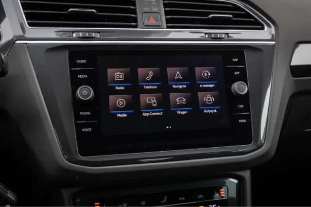 Volkswagen Tiguan (2022) thumbnail 37