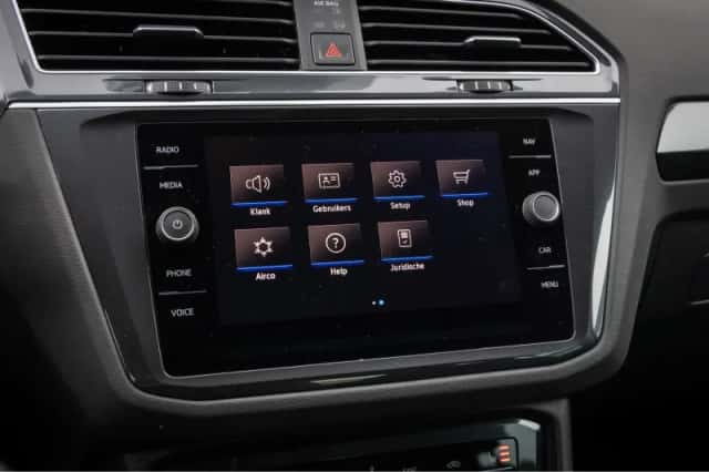 Volkswagen Tiguan (2022) thumbnail 38