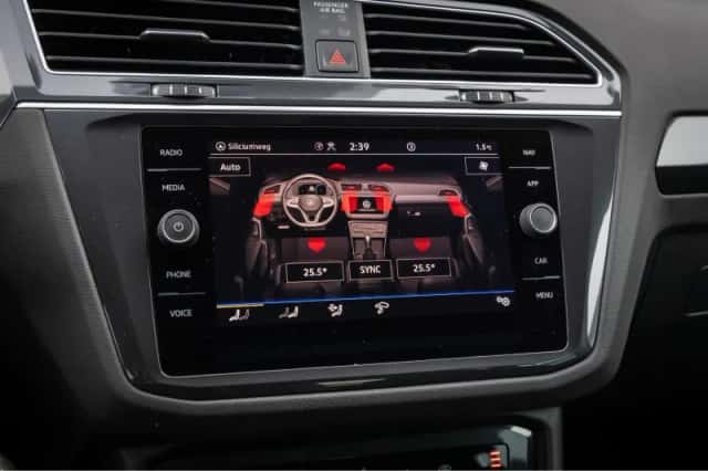 Volkswagen Tiguan (2022) thumbnail 39