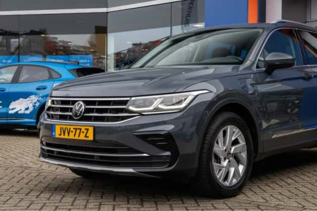 Volkswagen Tiguan (2022) thumbnail 5