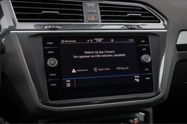 Volkswagen Tiguan (2022) thumbnail 41