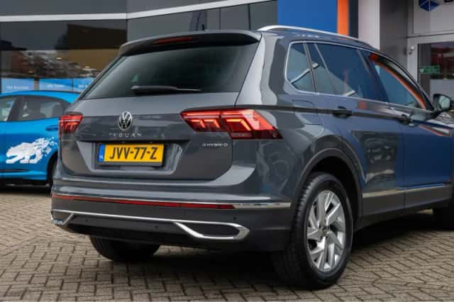 Volkswagen Tiguan (2022) thumbnail 6
