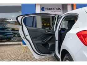 Ford Focus (2022) thumbnail 17