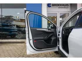 Ford Focus (2022) thumbnail 18