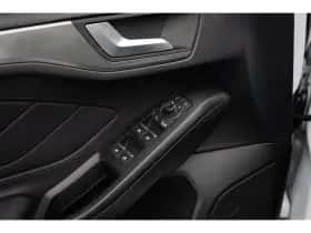 Ford Focus (2022) thumbnail 19