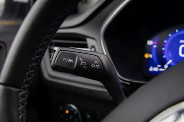 Ford Focus (2022) thumbnail 23
