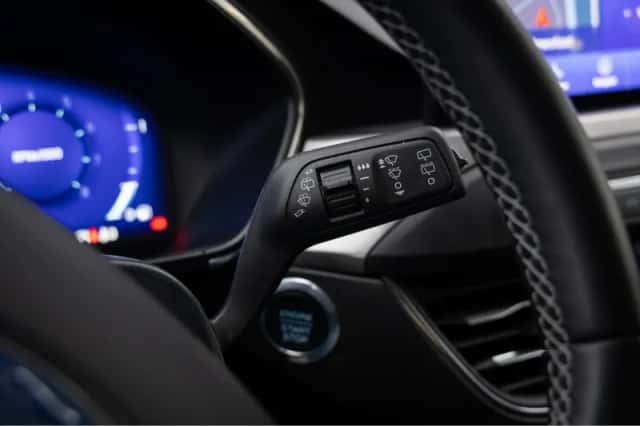 Ford Focus (2022) thumbnail 27