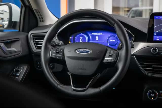 Ford Focus (2022) thumbnail 28