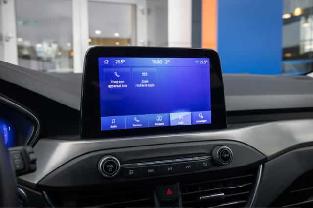Ford Focus (2022) thumbnail 36