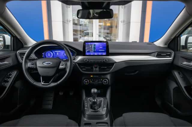 Ford Focus (2022) thumbnail 10