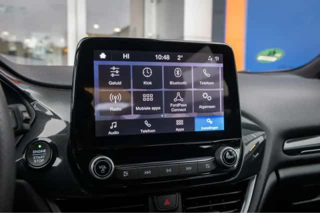 Ford Fiesta (2021) thumbnail 36