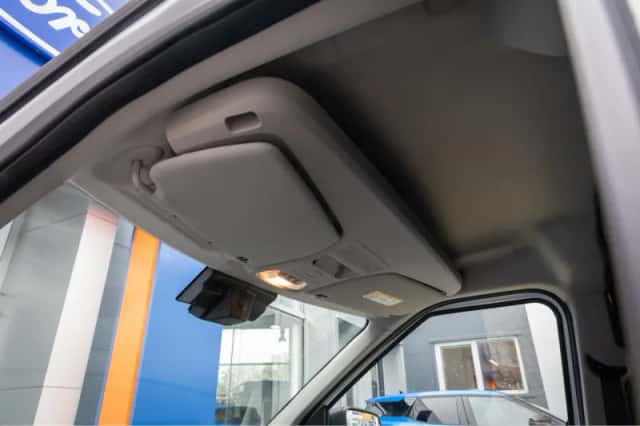 Ford Transit Courier (2024) thumbnail 17