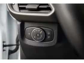 Ford Transit Courier (2024) thumbnail 18