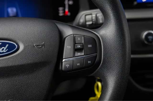 Ford Transit Courier (2024) thumbnail 22