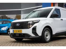 Ford Transit Courier (2024) thumbnail 6