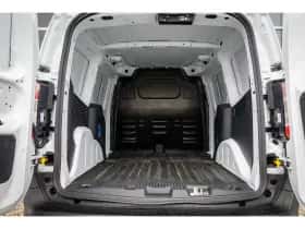 Ford Transit Courier (2024) thumbnail 10