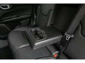 Jeep Compass (2023) thumbnail 23