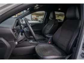 Ford Kuga (2023) thumbnail 12