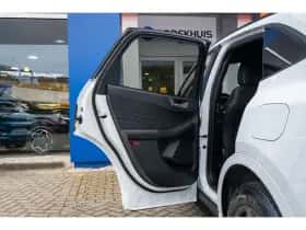 Ford Kuga (2023) thumbnail 15