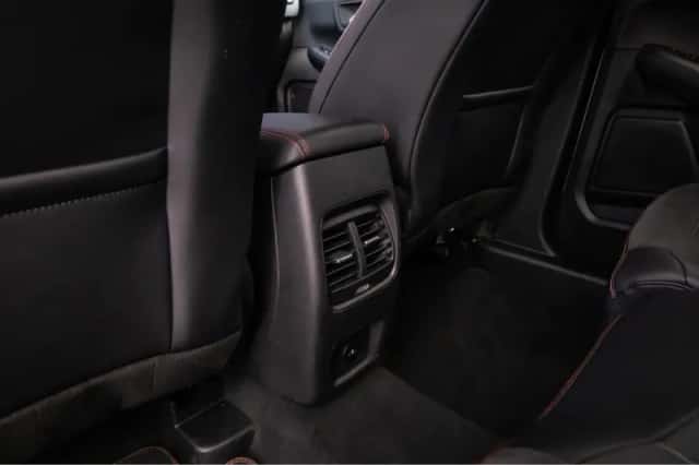 Ford Kuga (2023) thumbnail 18