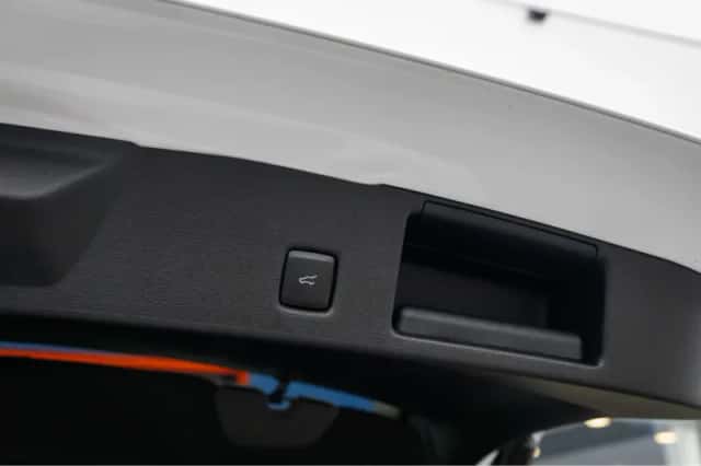 Ford Kuga (2023) thumbnail 20