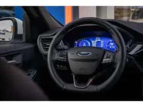 Ford Kuga (2023) thumbnail 21