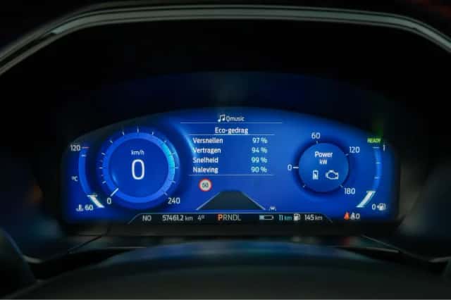 Ford Kuga (2023) thumbnail 24