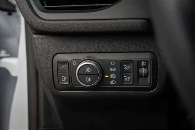 Ford Kuga (2023) thumbnail 29