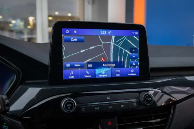 Ford Kuga (2023) thumbnail 37
