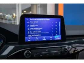 Ford Kuga (2023) thumbnail 42