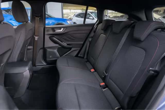 Ford Focus (2021) thumbnail 15