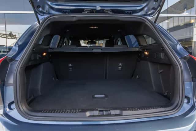 Ford Focus (2021) thumbnail 16