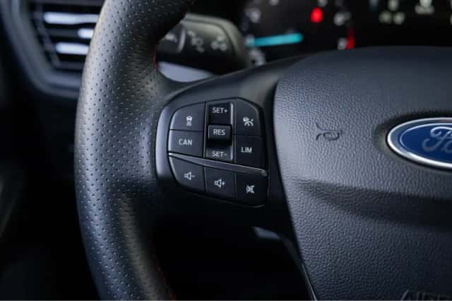 Ford Focus (2021) thumbnail 24