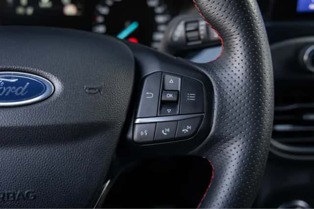 Ford Focus (2021) thumbnail 26