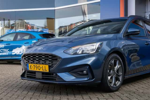Ford Focus (2021) thumbnail 5