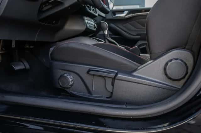 Ford Focus (2025) thumbnail 14