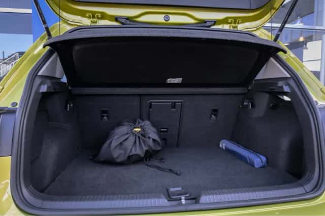 Volkswagen Golf (2021) thumbnail 17