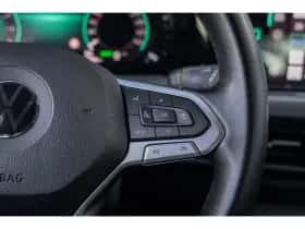 Volkswagen Golf (2021) thumbnail 26