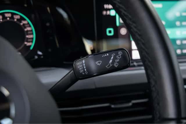Volkswagen Golf (2021) thumbnail 27