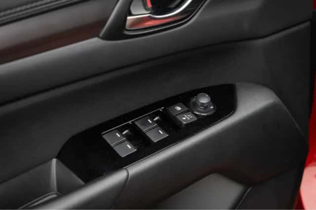 Mazda CX-5 (2023) thumbnail 13