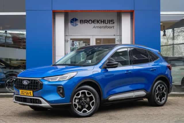Ford Kuga (2024) thumbnail 1
